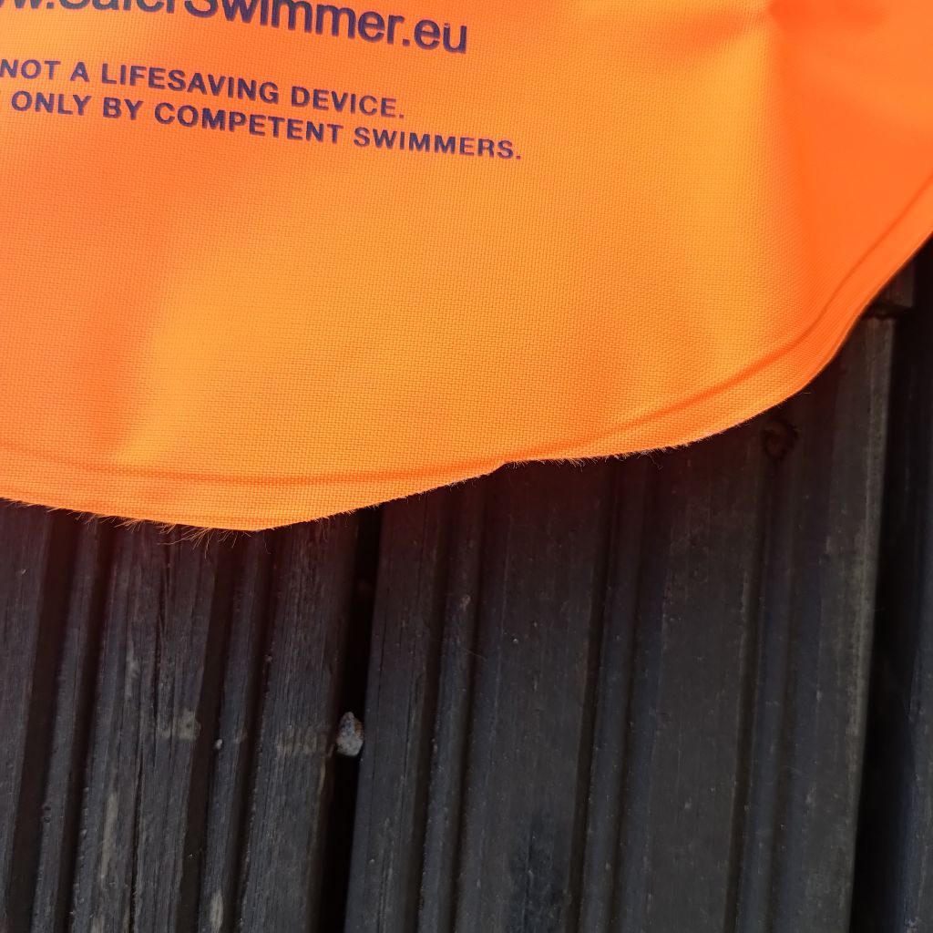 360swim TPU Boje mit schiefem Stoffzuschnitt - Schnäppchen