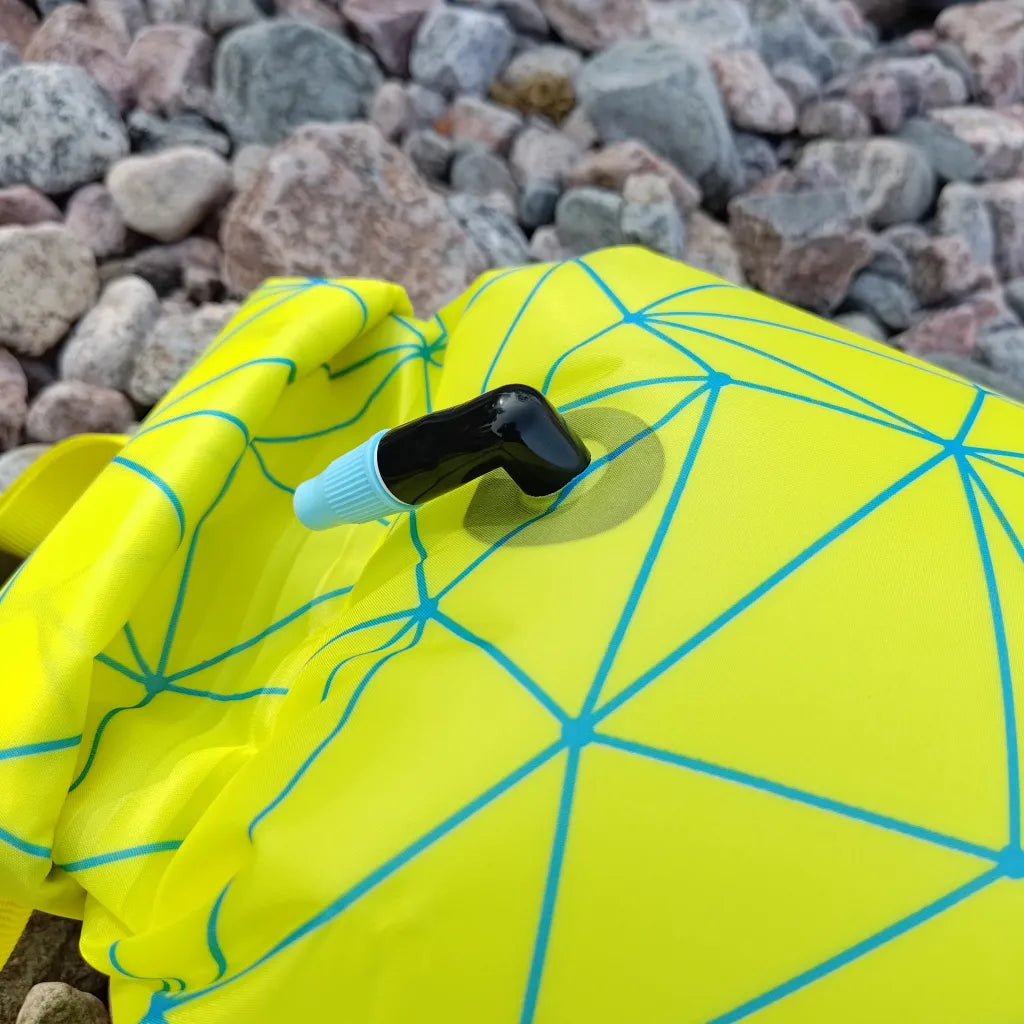 Close-up of air valve on Lemon Wire drybag swim float