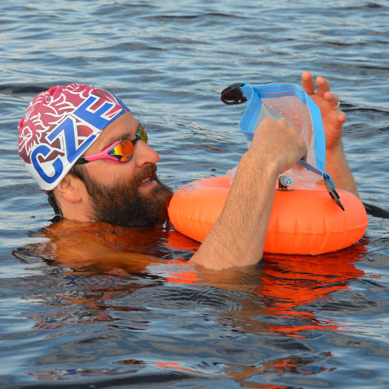 eating while swimming with buoy